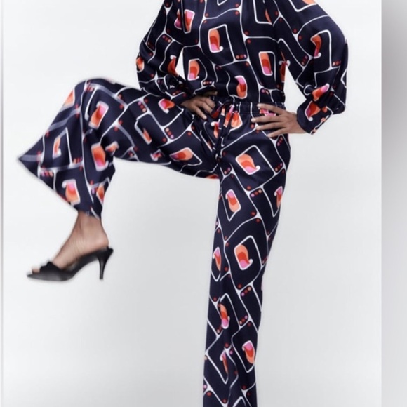 Zara Satin Effect Wide Leg Pants - Picture 3 of 8